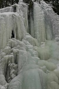 Bad Harzburg ♦ gefrorener Radau-Wasserfall