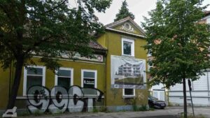 vom Abriß bedrohtes Barockhaus am Hohen Tor