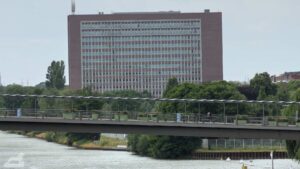 Wolfsburg ♦ Volkswagen Markenhochhaus