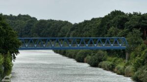 Wolfsburg ♦ Allerseebrücke über den Mittellandkanal
