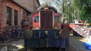 Triebwagen im Lokpark